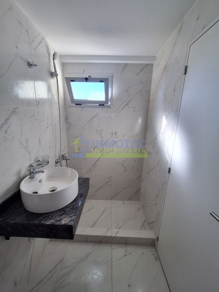 DEPARTAMENTO 2 DORMITORIOS CON BALCON - A ESTRENAR - RONDEAU 800 - BARRIO SUR