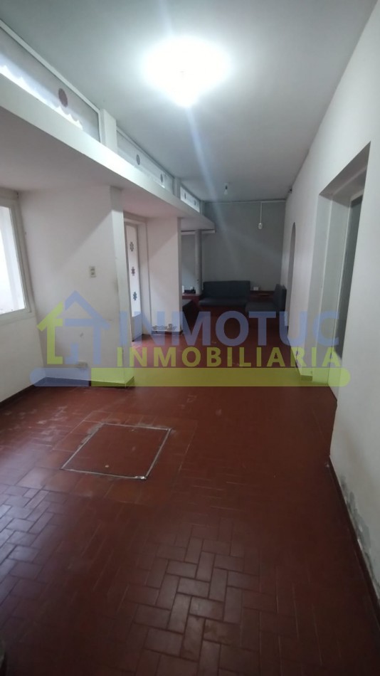 LOCAL COMERCIAL + DEPARTAMENTO PB SANTIAGO AL 900 APTO CREDITO