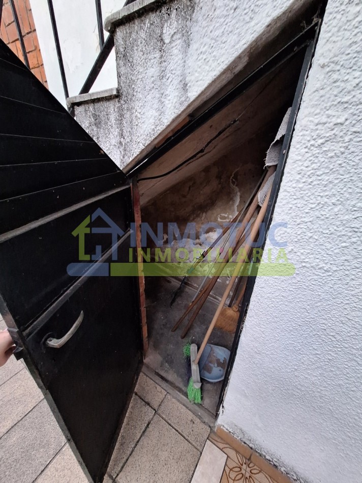 CASA EN VENTA GRAL. PAZ AL 600 - BARRIO SUR - 3 BAÑOS 4 DORMITORIOS COCHERA FONDO Y GRAN POTENCIAL DE AMPLIACION 