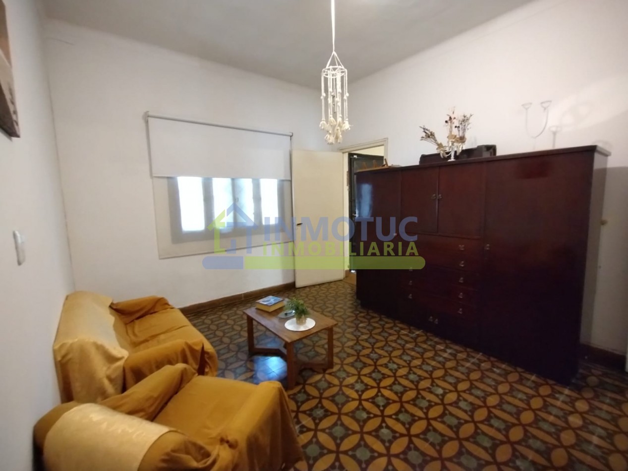 Casa - Frente Parque 9 de julio - Av. Soldati al 600 - 3 Dorm. - 2 Baños 