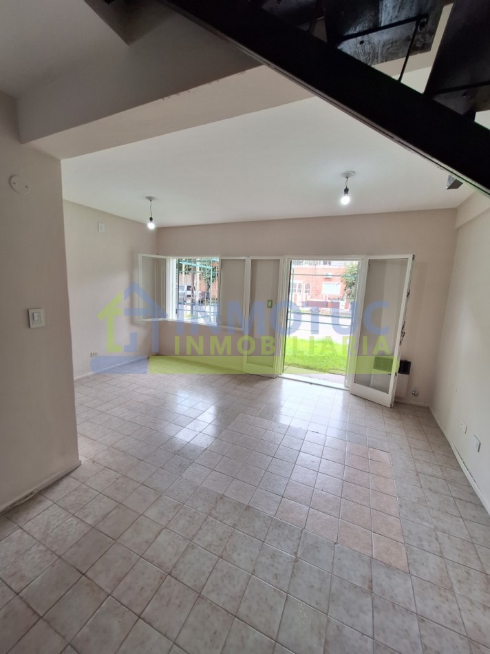 DPTO. Paso de Los Andes al 700 - 3 Dorm. - 2 Baños - Sup. Propia 82 m² + cochera