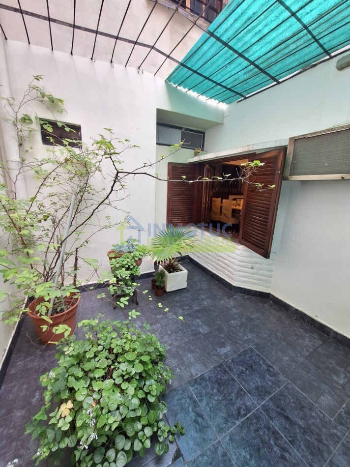 CASA BARRIO SUR - LAS HERAS AL 200 - 3 DORM. 5 BAÑOS - COCHERA