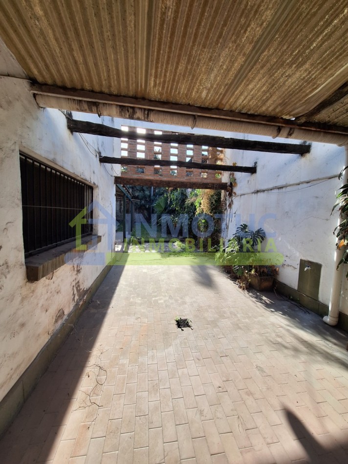 VENTA O ALQUILER CASA 4 DORM - BARRIO SUR - LAS HERAS AL 200