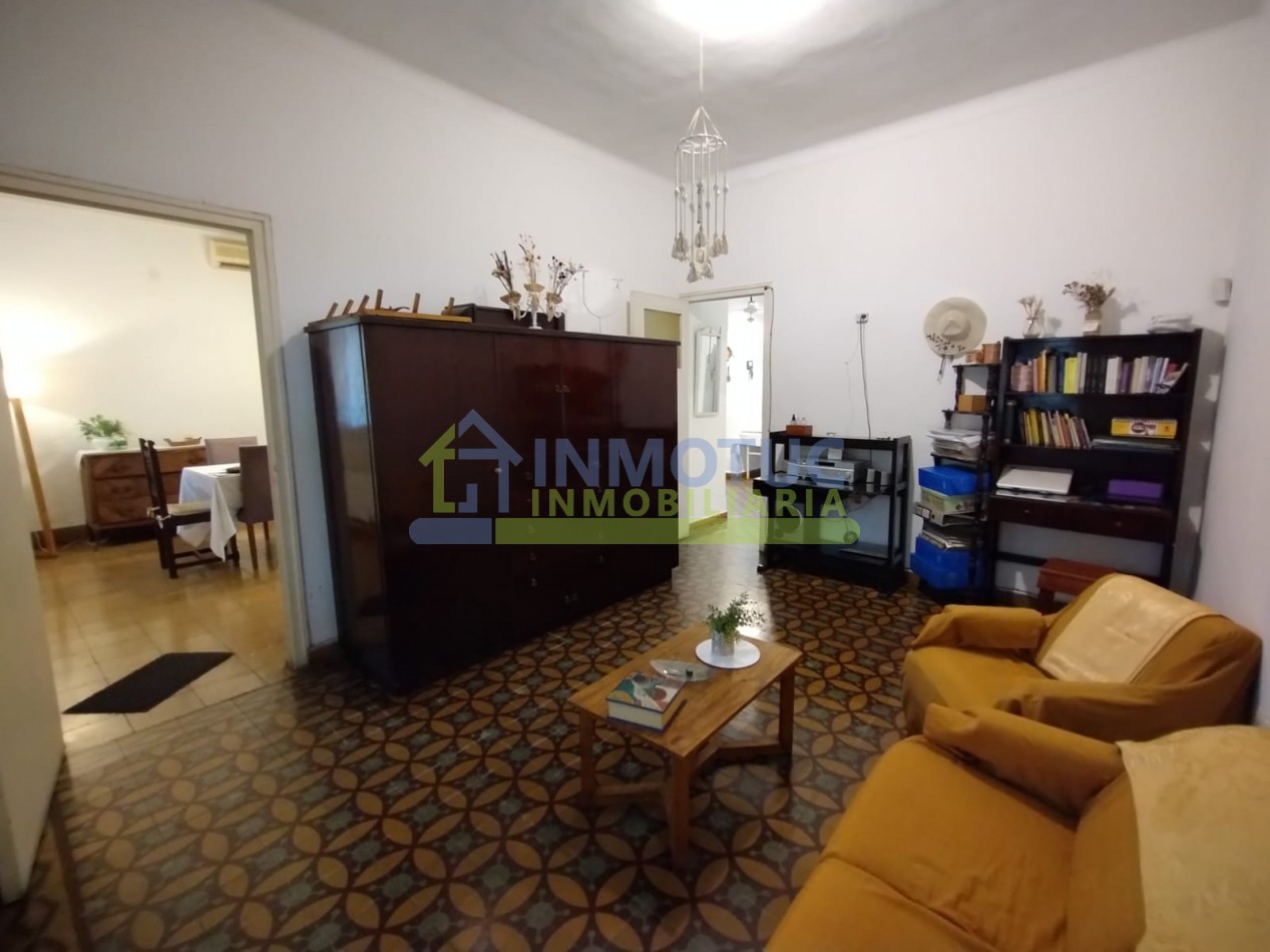 Casa - Frente Parque 9 de julio - Av. Soldati al 600 - 3 Dorm. - 2 Baños 