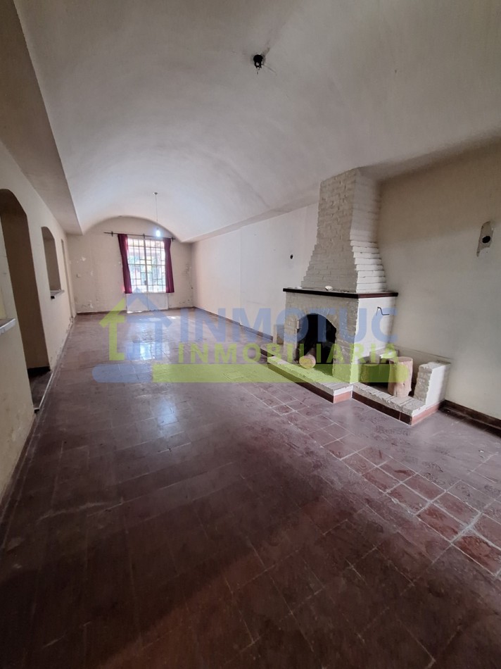 VENTA O ALQUILER CASA 4 DORM - BARRIO SUR - LAS HERAS AL 200