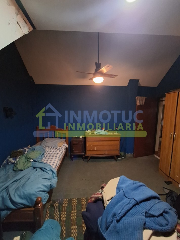 CASA ISABEL LA CATOLICA 1200  - 4 DORM 2 BAÑOS FONDO