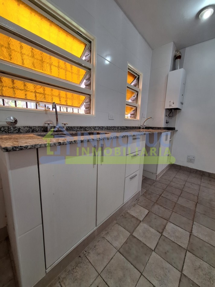 DPTO. Paso de Los Andes al 700 - 3 Dorm. - 2 Baños - Sup. Propia 82 m² + cochera