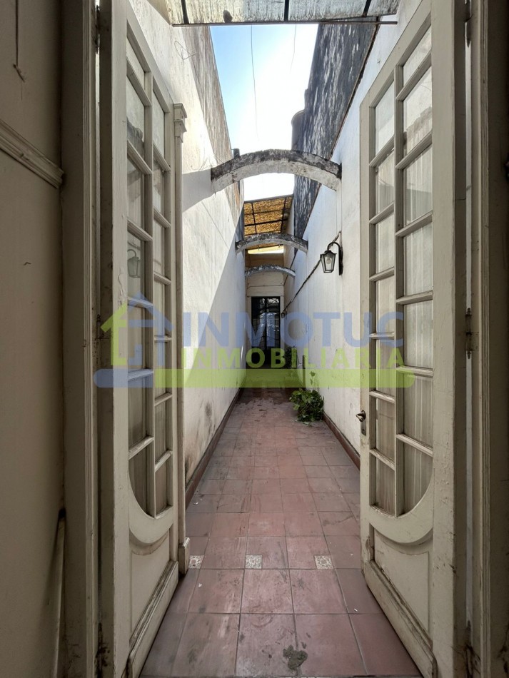 VENTA O ALQUILER CASA 4 DORM - BARRIO SUR - LAS HERAS AL 200