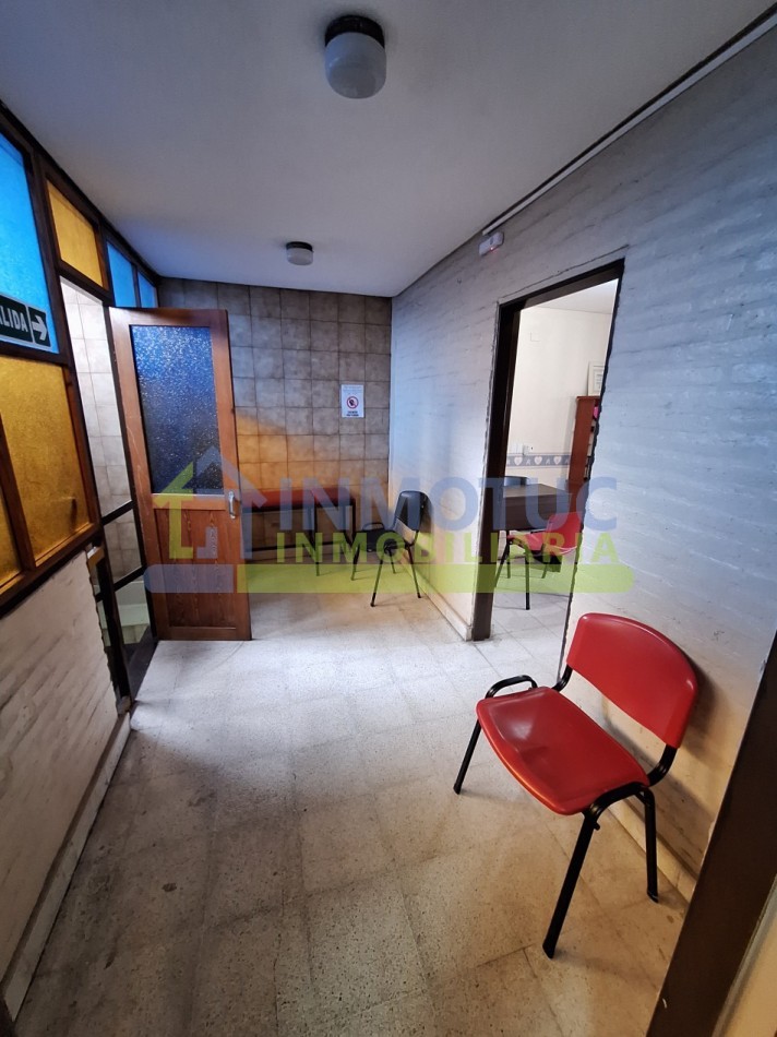 CENTRO MEDICO EN VENTA PARA INVERSIONISTAS - BARRIO SUR (ALT. 24 DE SEPTIEMBRE 1000)