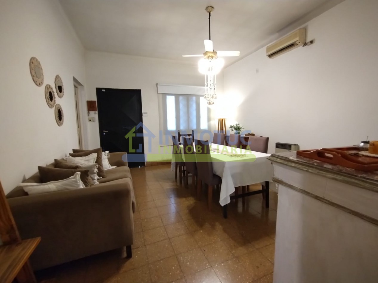 Casa - Frente Parque 9 de julio - Av. Soldati al 600 - 3 Dorm. - 2 Baños 