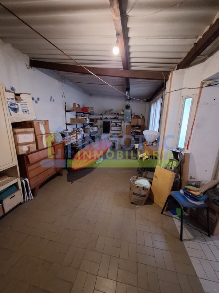 CASA EN VENTA EN BARRIO SUR LAVALLE AL 1200 