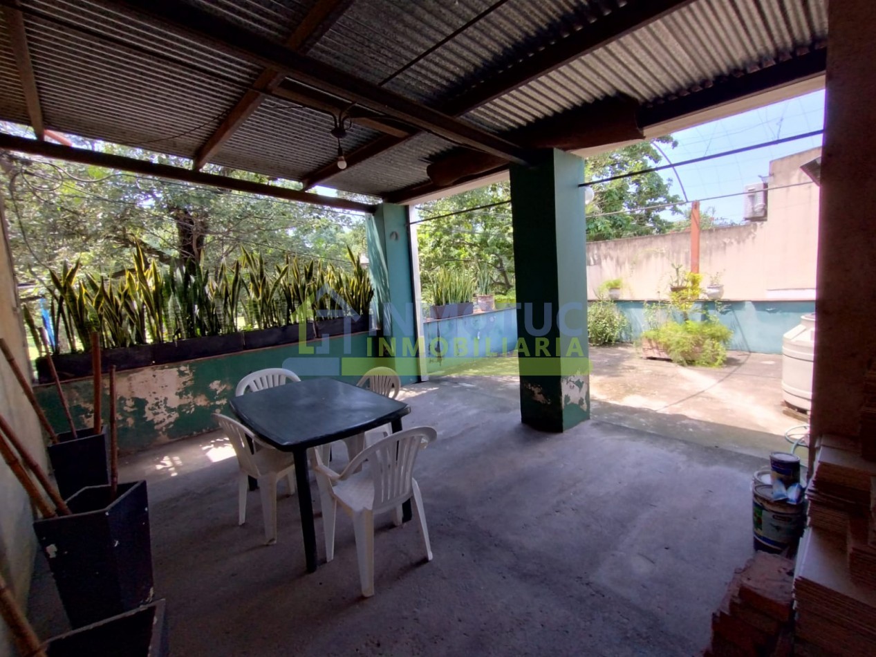 Casa - Frente Parque 9 de julio - Av. Soldati al 600 - 3 Dorm. - 2 Baños 