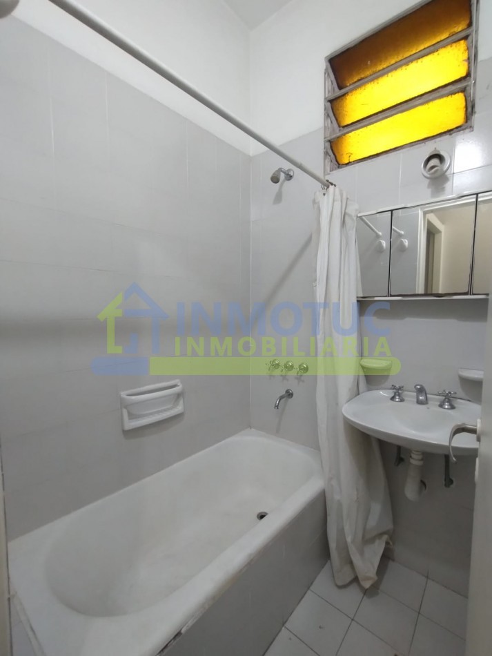LOCAL COMERCIAL + DEPARTAMENTO PB SANTIAGO AL 900 APTO CREDITO