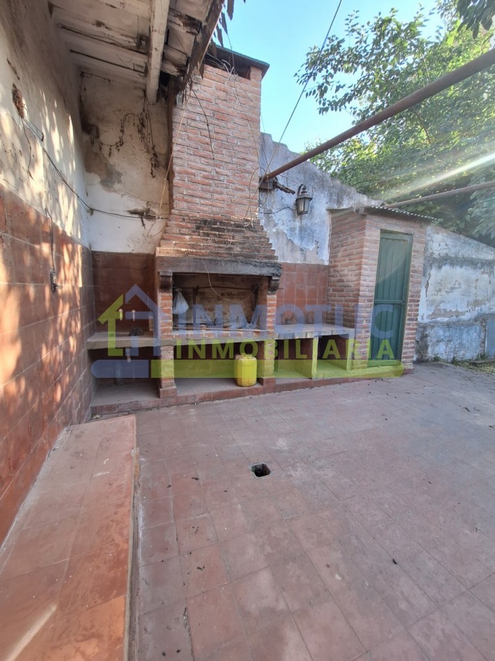 VENTA O ALQUILER CASA 4 DORM - BARRIO SUR - LAS HERAS AL 200
