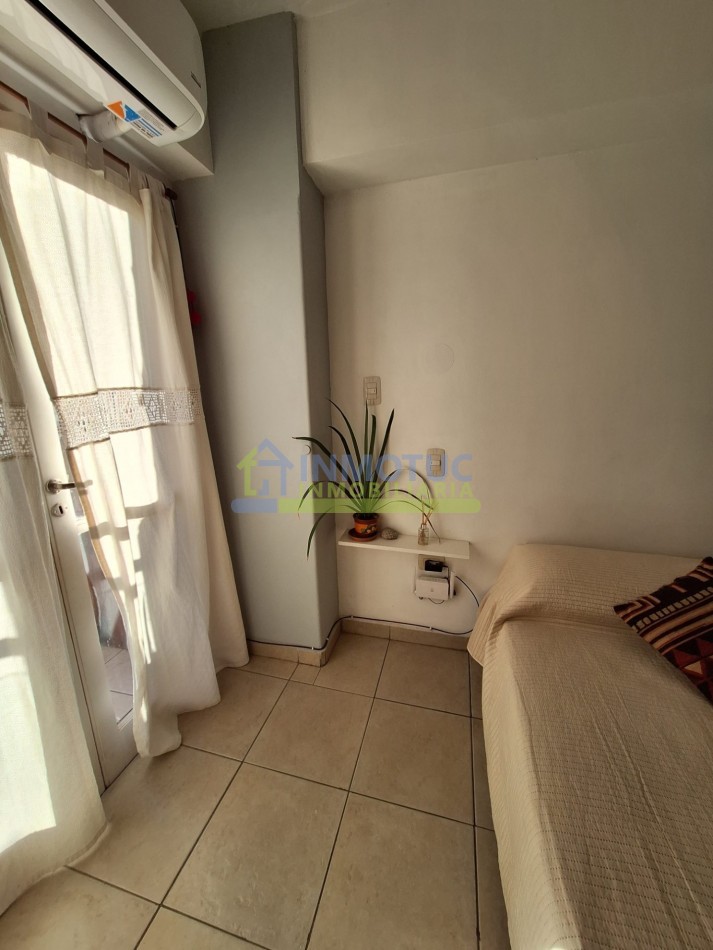 MONOAMBIENTE AV. NICOLAS AVELLANEDA 400 AMOBLADO CON BALCON - EN VENTA  