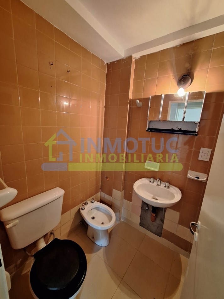 DPTO. Paso de Los Andes al 700 - 3 Dorm. - 2 Baños - Sup. Propia 82 m² + cochera