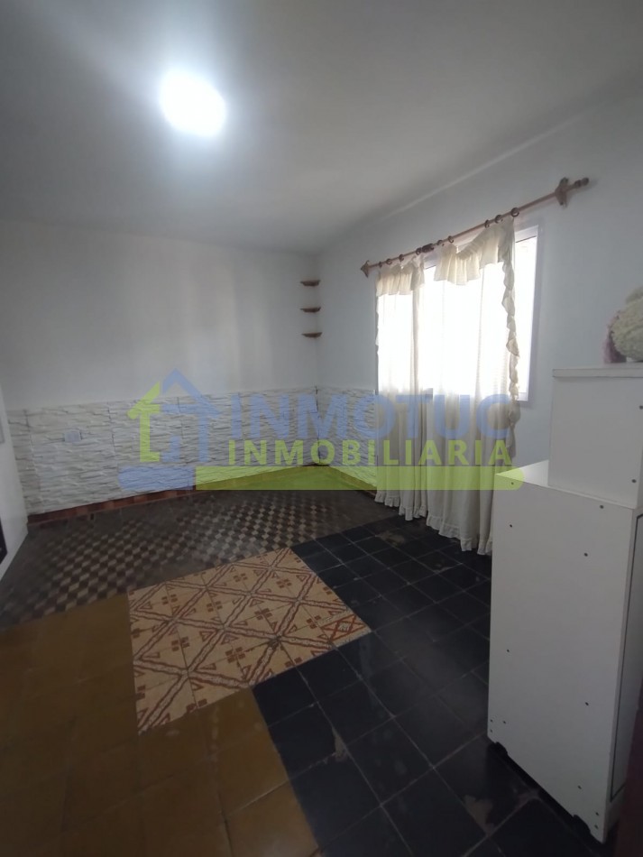 CASA BALCARCE AL 2200 - 4 Dorm. - 2 Baños