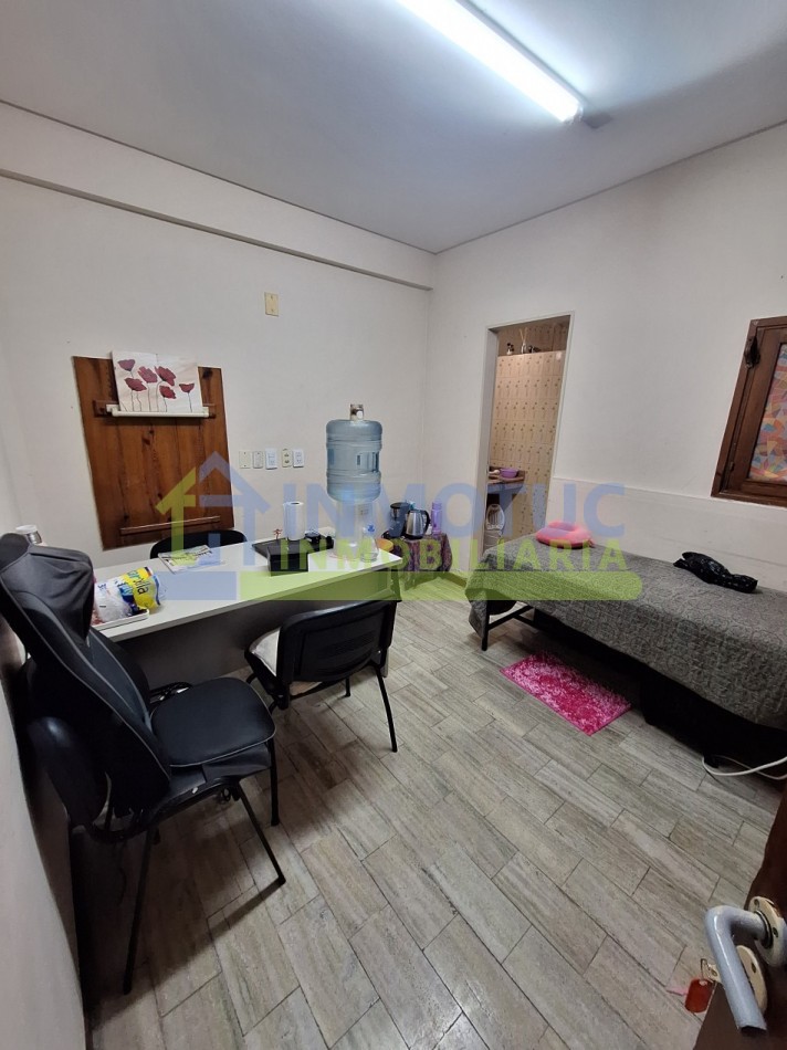 CENTRO MEDICO EN VENTA PARA INVERSIONISTAS - BARRIO SUR (ALT. 24 DE SEPTIEMBRE 1000)
