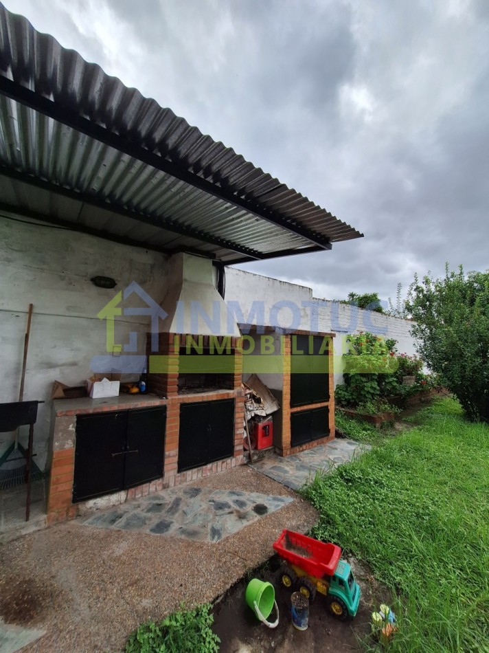 Casa - Corrientes al 2700 - 4 Dorm. - 3 Baños - Sup. Construida 291 m²