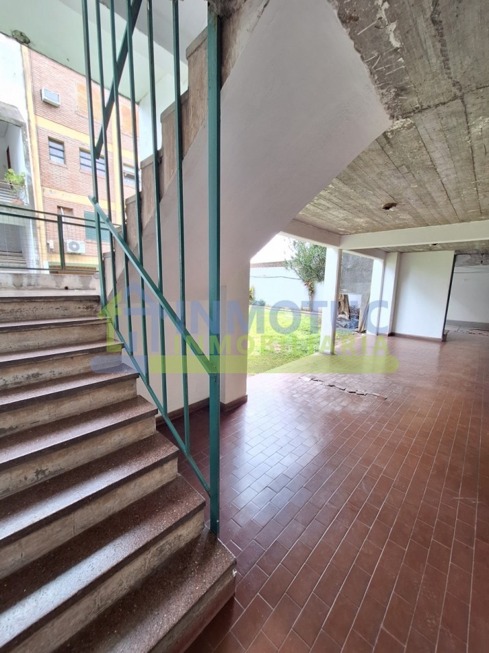 DPTO. Paso de Los Andes al 700 - 3 Dorm. - 2 Baños - Sup. Propia 82 m² + cochera