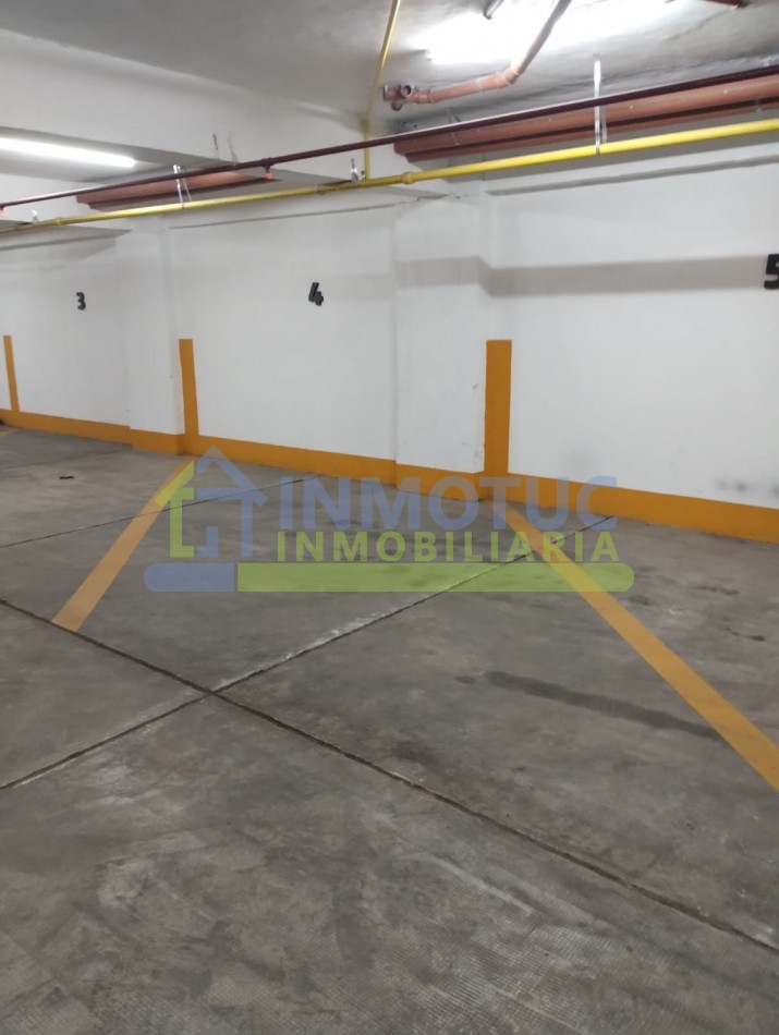 VENTA DE COCHERA- AYACUCHO AL 300