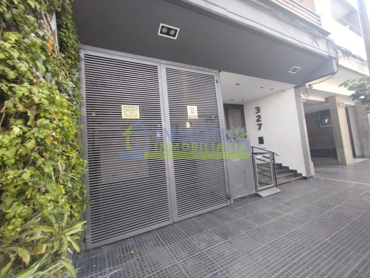 VENTA DE COCHERA- AYACUCHO AL 300