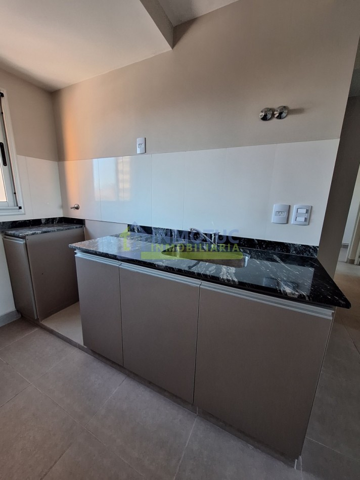 DEPARTAMENTO 2 DORMITORIOS CON BALCON - A ESTRENAR - RONDEAU 800 - BARRIO SUR