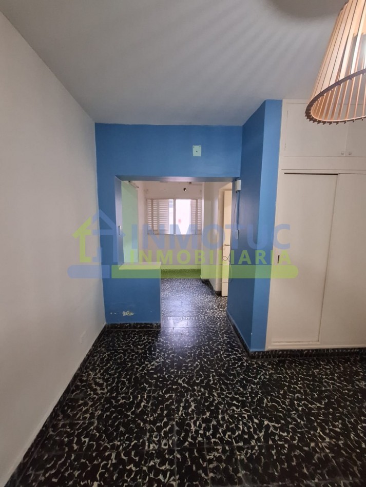 LOCAL COMERCIAL + DEPARTAMENTO PB SANTIAGO AL 900 APTO CREDITO