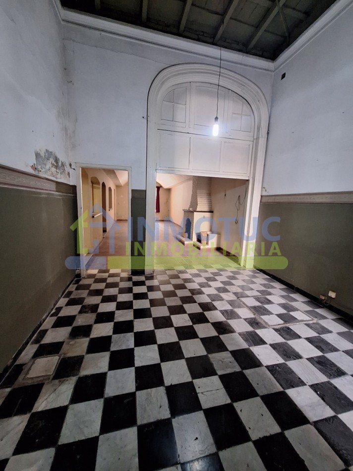 VENTA O ALQUILER CASA 4 DORM - BARRIO SUR - LAS HERAS AL 200