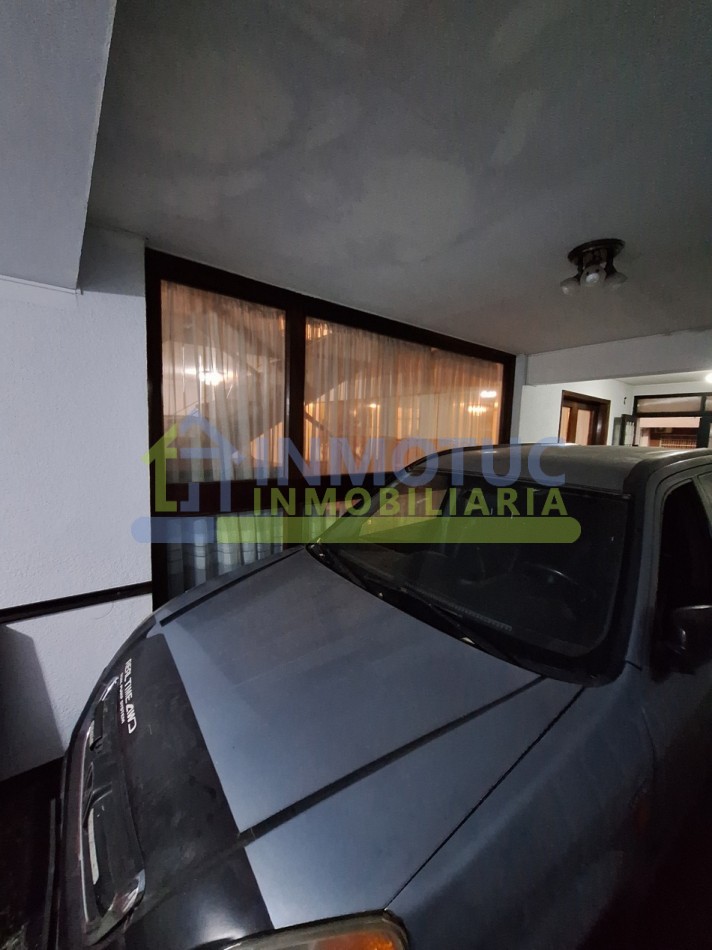 CASA EN VENTA GRAL. PAZ AL 600 - BARRIO SUR - 3 BAÑOS 4 DORMITORIOS COCHERA FONDO Y GRAN POTENCIAL DE AMPLIACION 