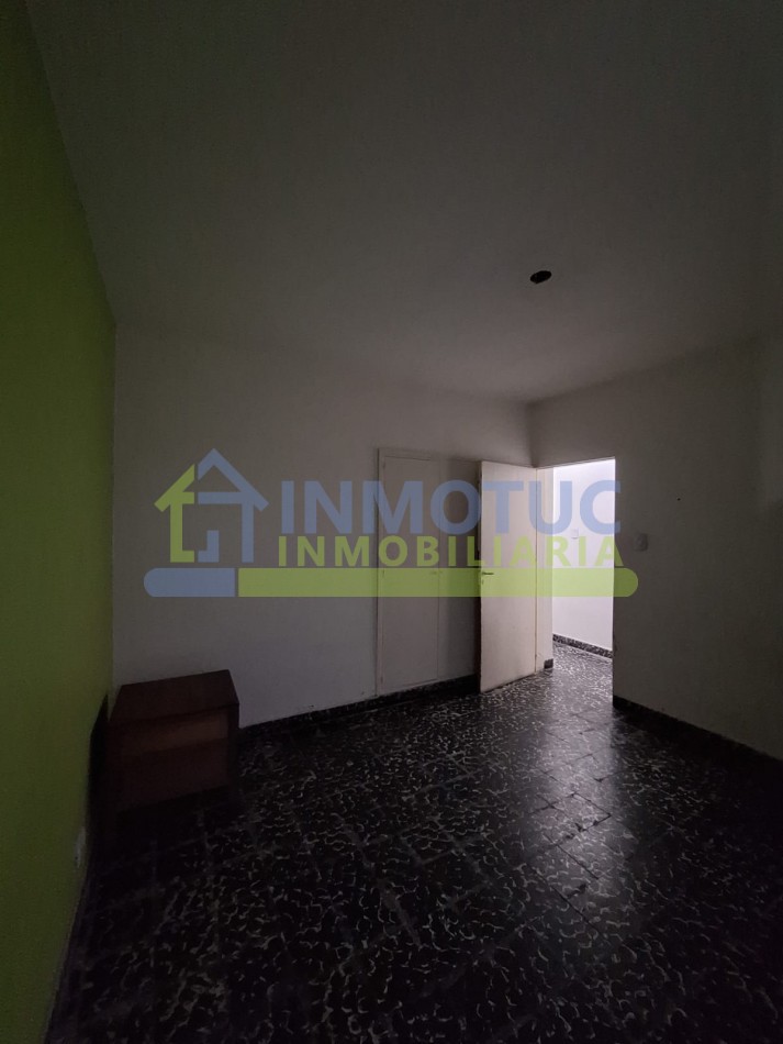 LOCAL COMERCIAL + DEPARTAMENTO PB SANTIAGO AL 900 APTO CREDITO