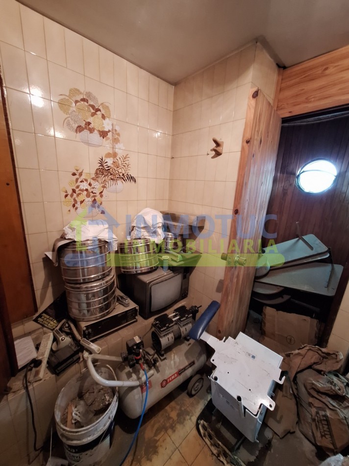 CENTRO MEDICO EN VENTA PARA INVERSIONISTAS - BARRIO SUR (ALT. 24 DE SEPTIEMBRE 1000)