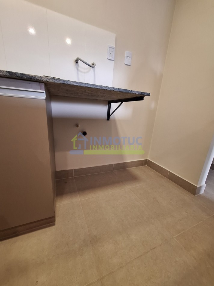 NUEVO A ESTRENAR MONOAMBIENTE AMPLIO CON BALCON - ENTRE RIOS AL 100 - APTO CREDITO (Posibilidad de cochera)