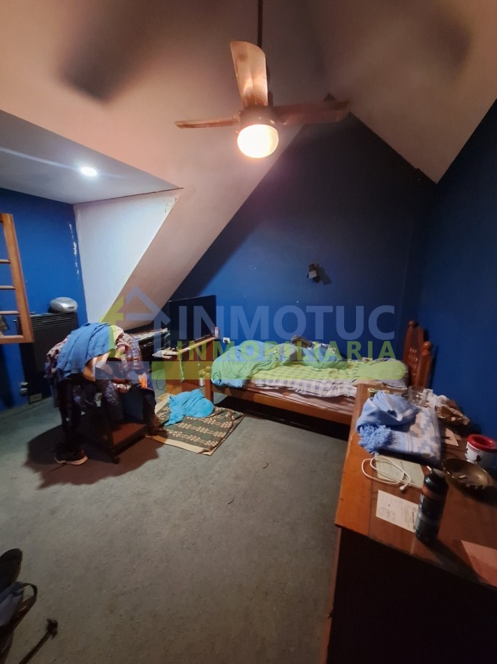 CASA ISABEL LA CATOLICA 1200  - 4 DORM 2 BAÑOS FONDO