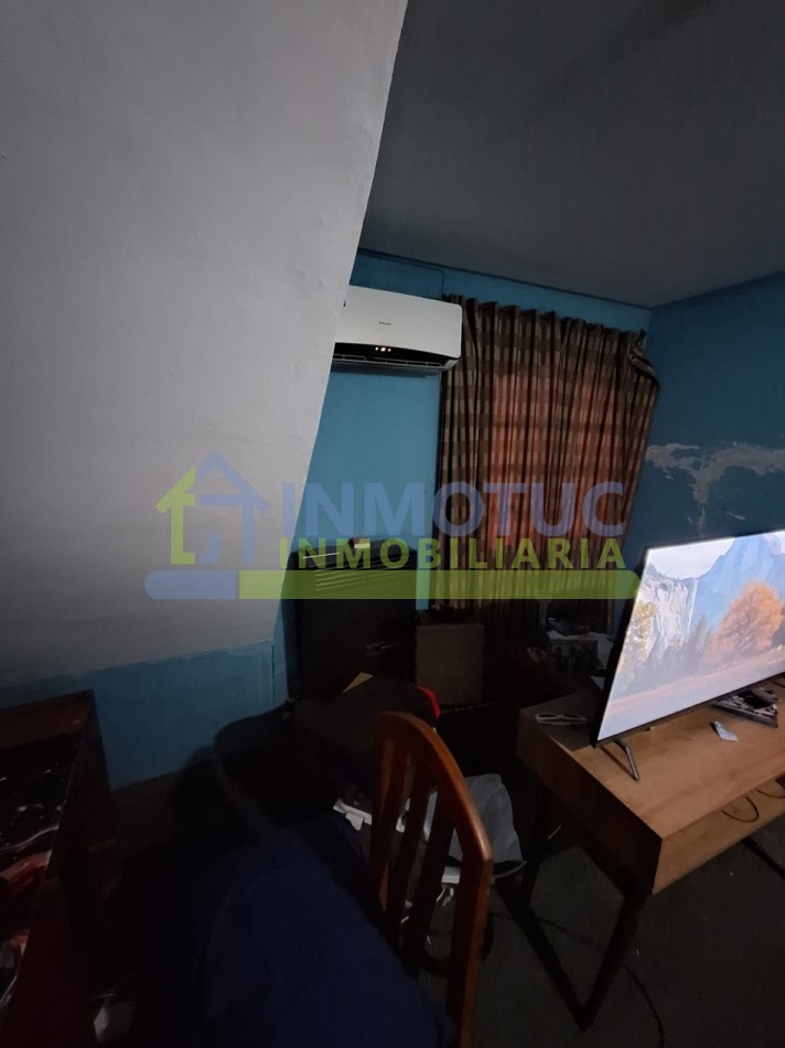 CASA ISABEL LA CATOLICA 1200  - 4 DORM 2 BAÑOS FONDO