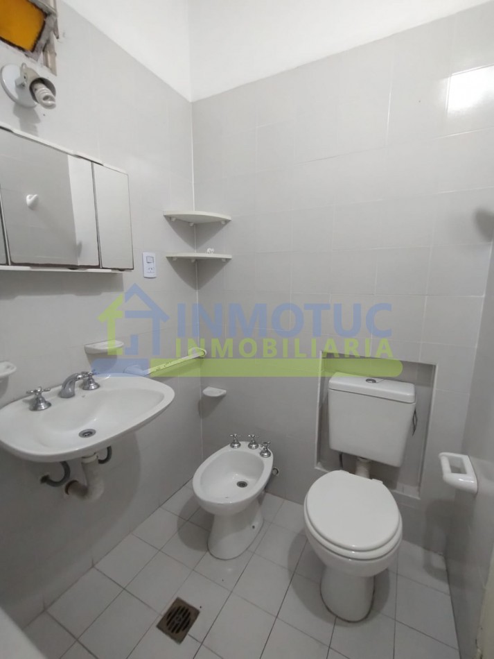 LOCAL COMERCIAL + DEPARTAMENTO PB SANTIAGO AL 900 APTO CREDITO
