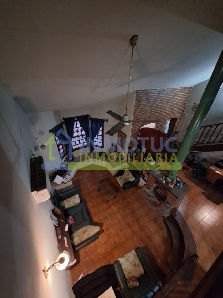 CASA ISABEL LA CATOLICA 1200  - 4 DORM 2 BAÑOS FONDO