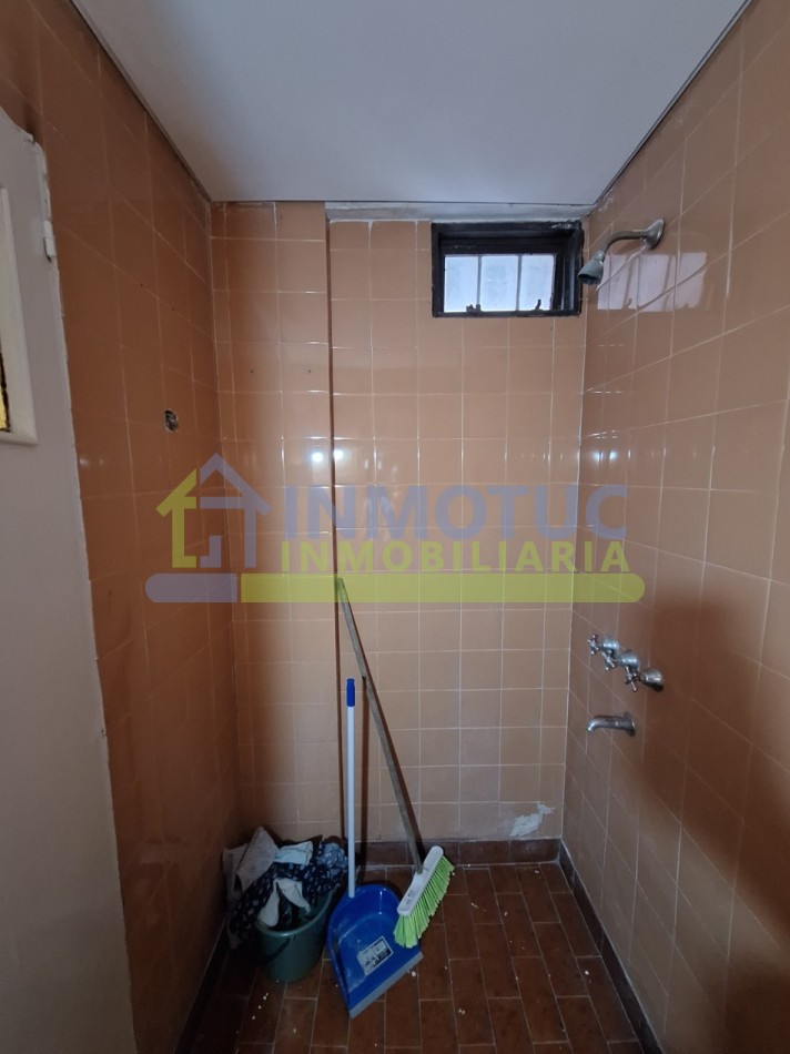 DPTO. Paso de Los Andes al 700 - 3 Dorm. - 2 Baños - Sup. Propia 82 m² + cochera