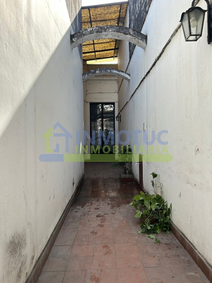 VENTA O ALQUILER CASA 4 DORM - BARRIO SUR - LAS HERAS AL 200