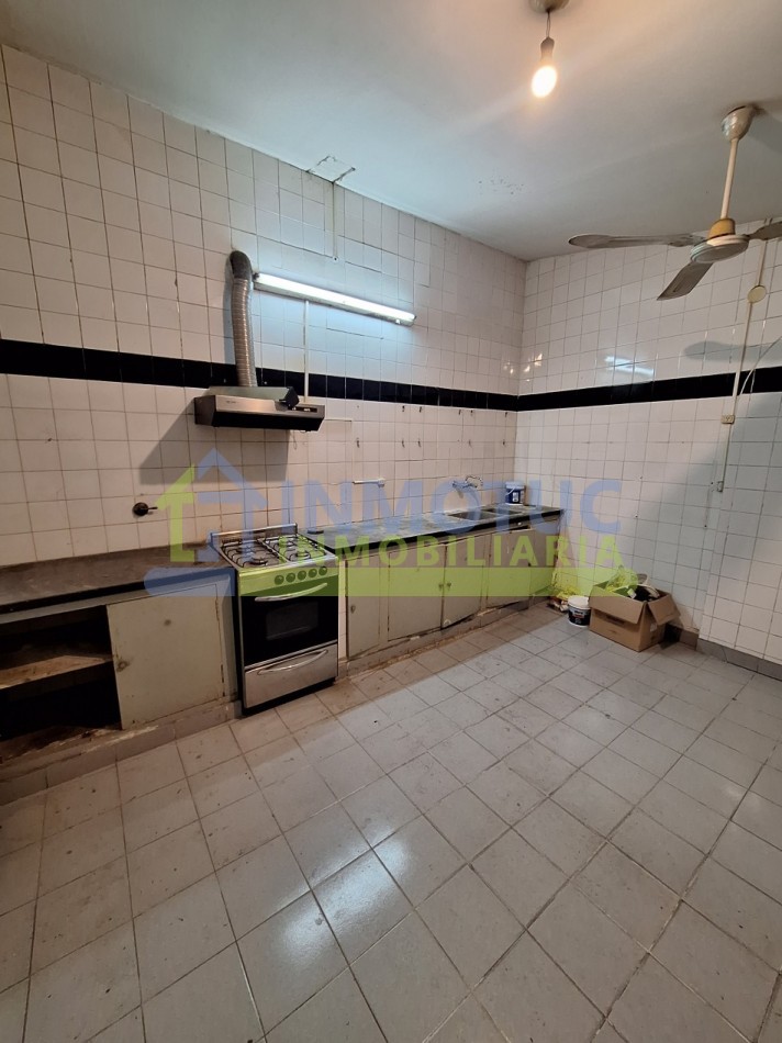 VENTA O ALQUILER CASA 4 DORM - BARRIO SUR - LAS HERAS AL 200