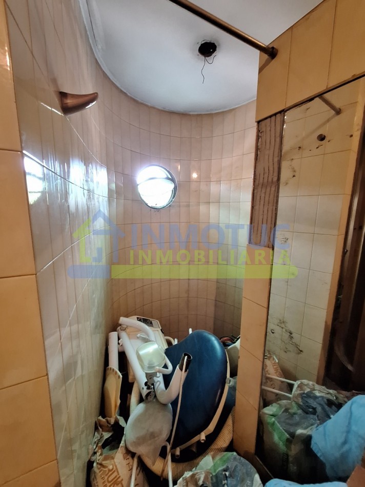 CENTRO MEDICO EN VENTA PARA INVERSIONISTAS - BARRIO SUR (ALT. 24 DE SEPTIEMBRE 1000)