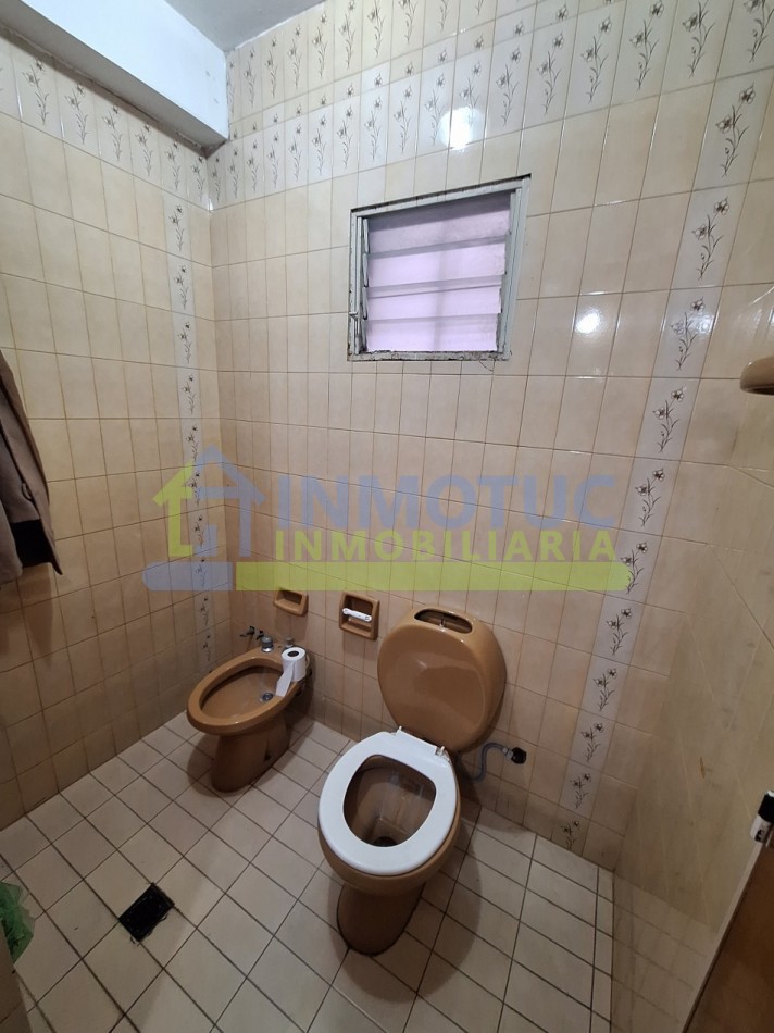 CENTRO MEDICO EN VENTA PARA INVERSIONISTAS - BARRIO SUR (ALT. 24 DE SEPTIEMBRE 1000)