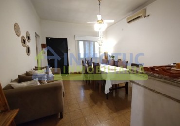 Casa - Frente Parque 9 de julio - Av. Soldati al 600 - 3 Dorm. - 2 Baños 