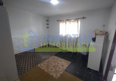 CASA BALCARCE AL 2200 - 4 Dorm. - 2 Baños